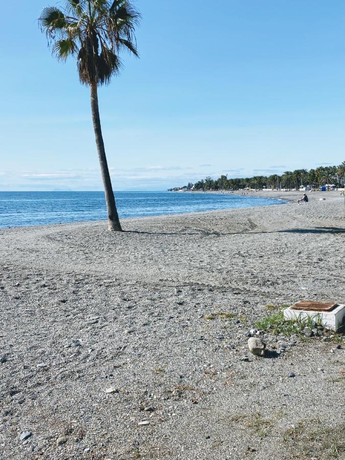 Cortijo Blanco Beachfront - Eaw Homes Marbella Eksteriør billede