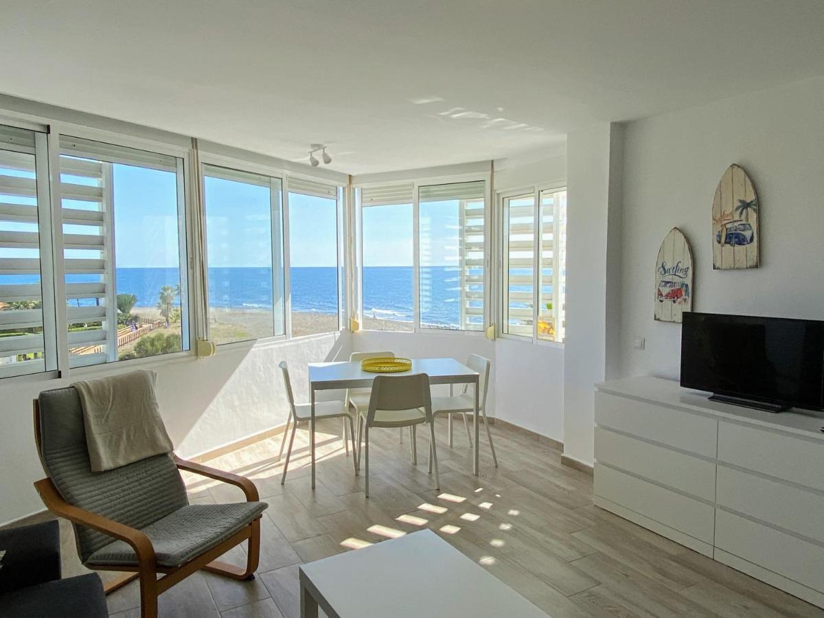 Cortijo Blanco Beachfront - Eaw Homes Marbella Eksteriør billede